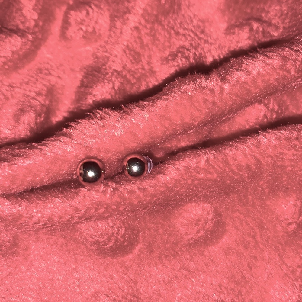 5mm Gold Stud Earring